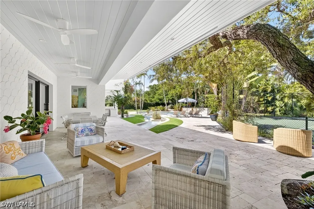 111 Caribbean Road Naples FL 34108