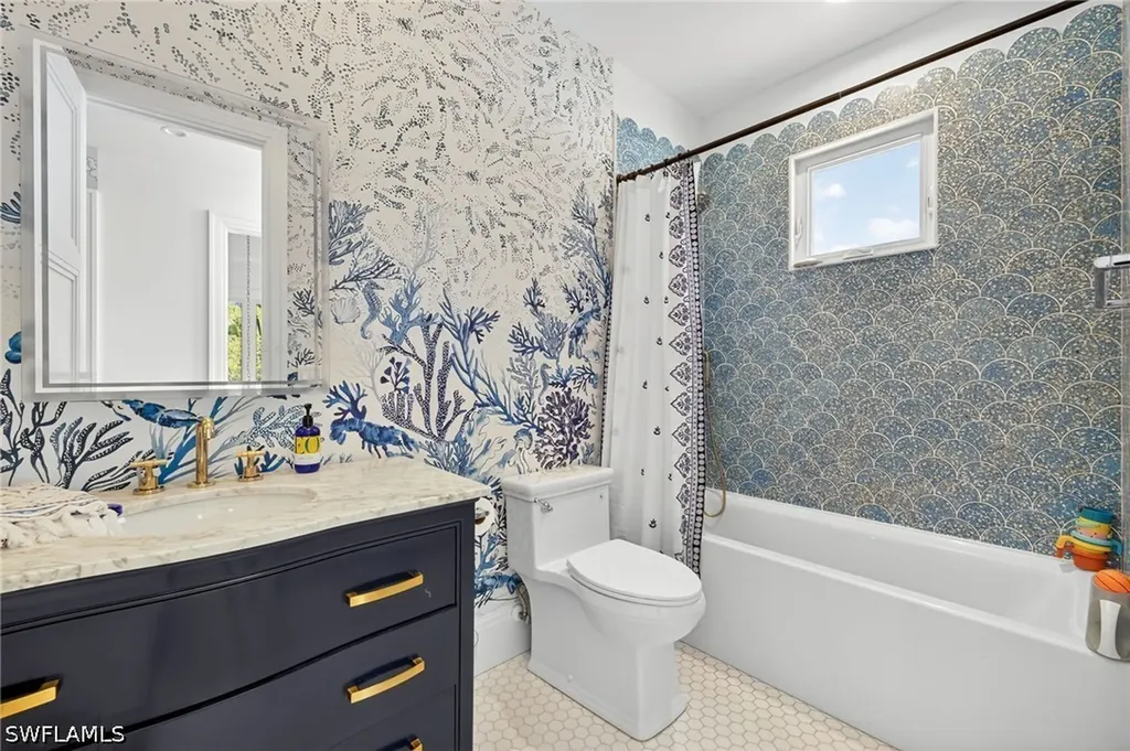111 Caribbean Road Naples FL 34108
