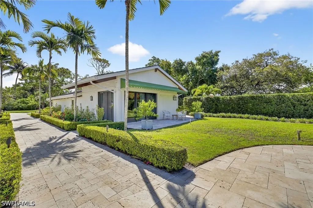 111 Caribbean Road Naples FL 34108