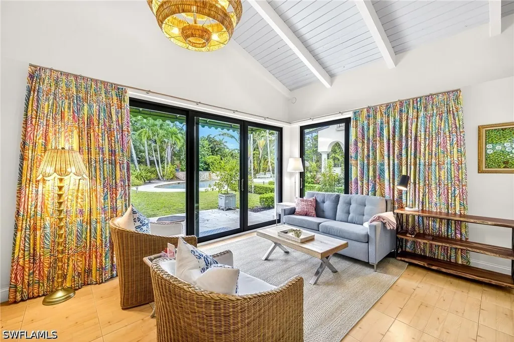 111 Caribbean Road Naples FL 34108