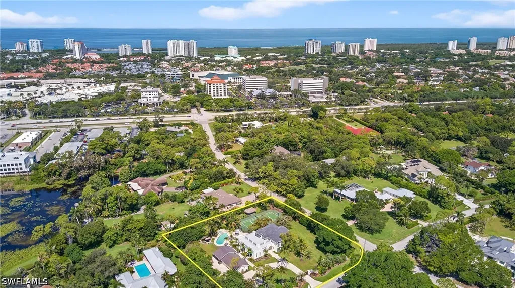 111 Caribbean Road Naples FL 34108