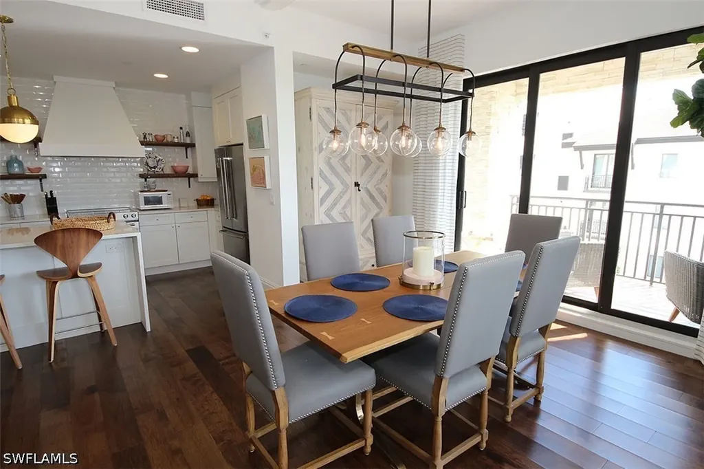 1035 3rd Avenue S Naples FL 34102