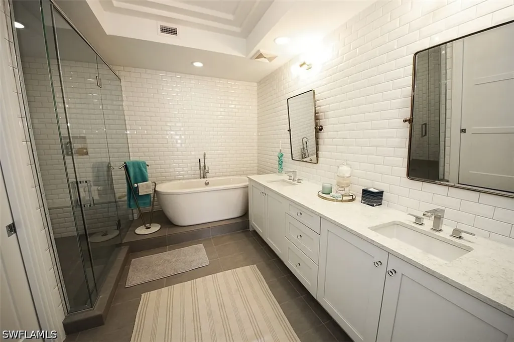1035 3rd Avenue S Naples FL 34102