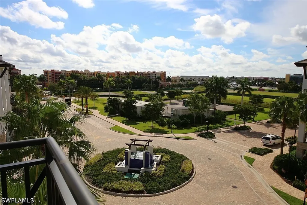 1035 3rd Avenue S Naples FL 34102