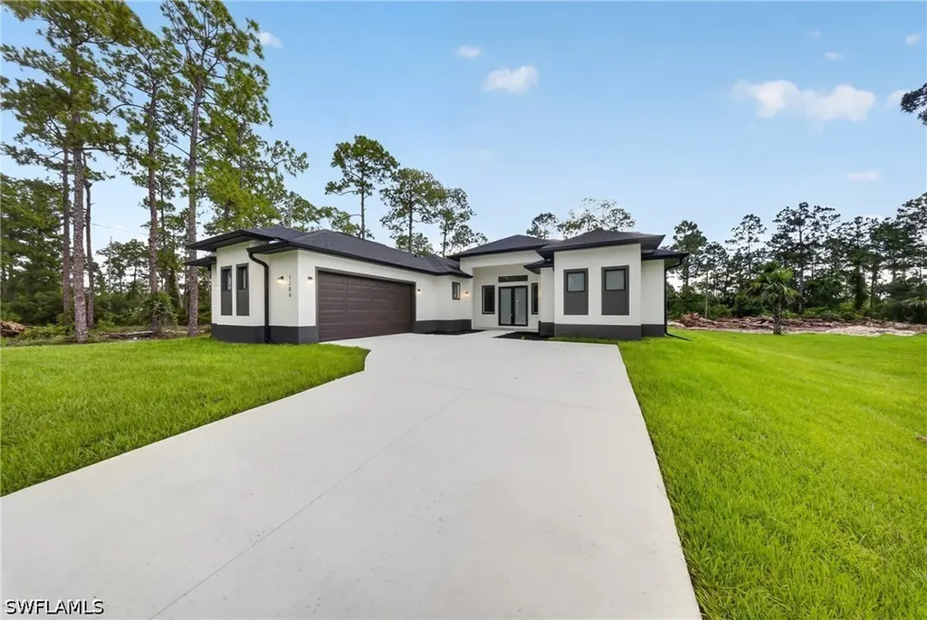 819 Moore Avenue Lehigh Acres FL 33972