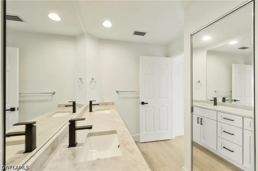 28050 Boccaccio Way Bonita Springs FL 34135