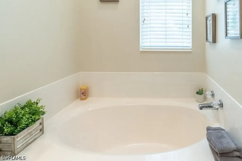 28495 Villagewalk Boulevard Bonita Springs FL 34135