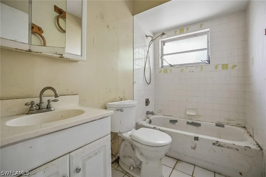 13231 5th Street Fort Myers FL 33905