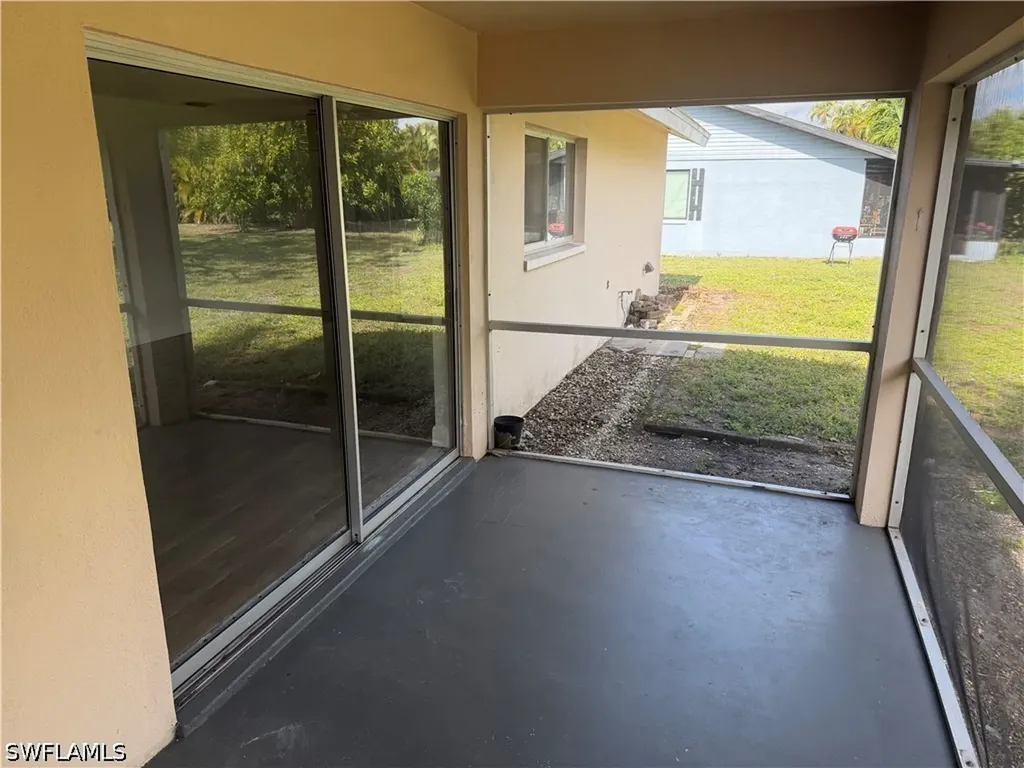 937 SW 52nd Street Cape Coral FL 33914