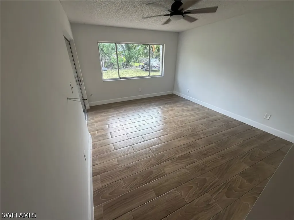 937 SW 52nd Street Cape Coral FL 33914