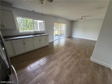 937 SW 52nd Street Cape Coral FL 33914