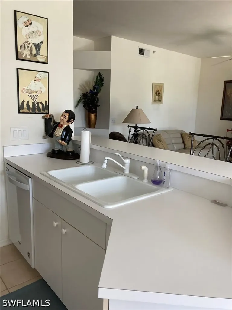 2855 Cypress Trace Circle Naples FL 34119
