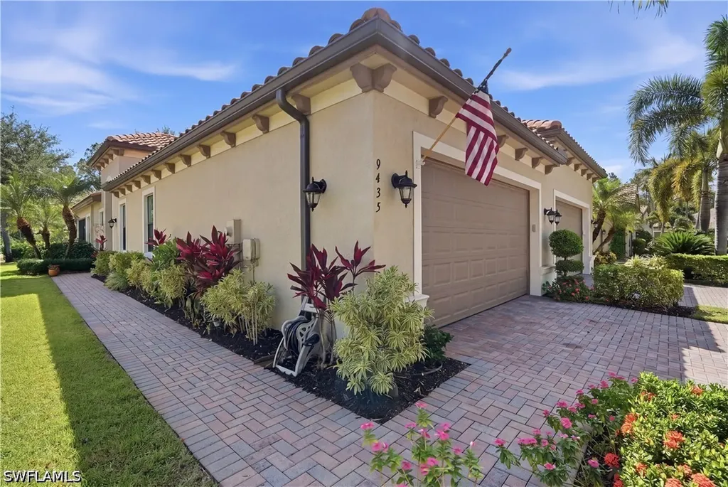 9435 Isla Bella Circle Bonita Springs FL 34135