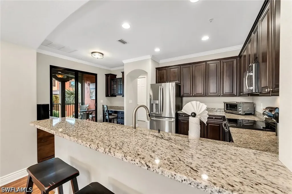 9066 Albion Lane N Naples FL 34113