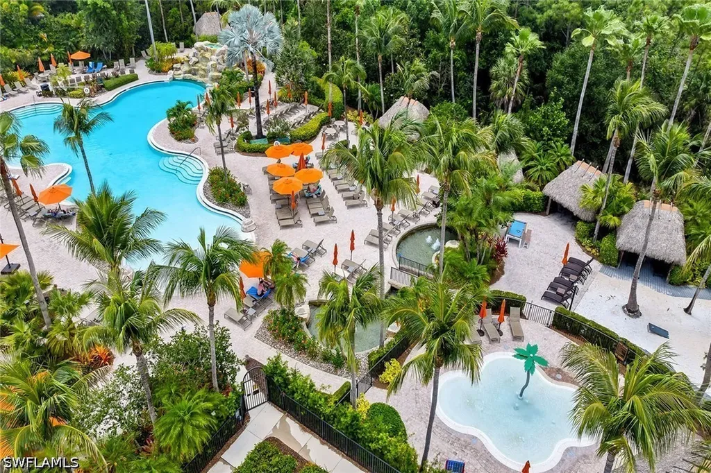 9066 Albion Lane N Naples FL 34113