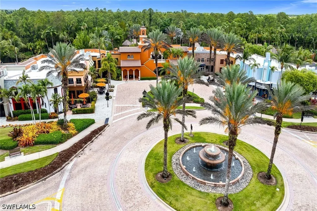 9066 Albion Lane N Naples FL 34113