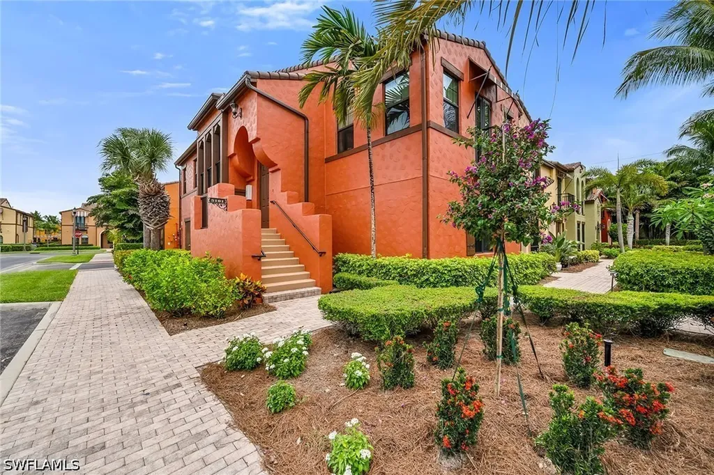 9066 Albion Lane N Naples FL 34113