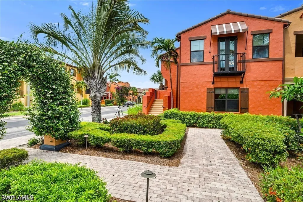 9066 Albion Lane N Naples FL 34113