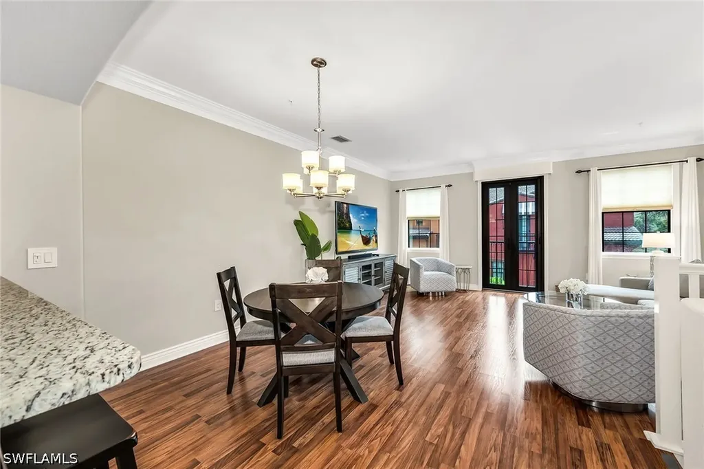 9066 Albion Lane N Naples FL 34113