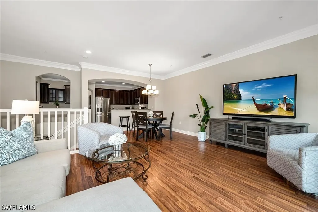 9066 Albion Lane N Naples FL 34113
