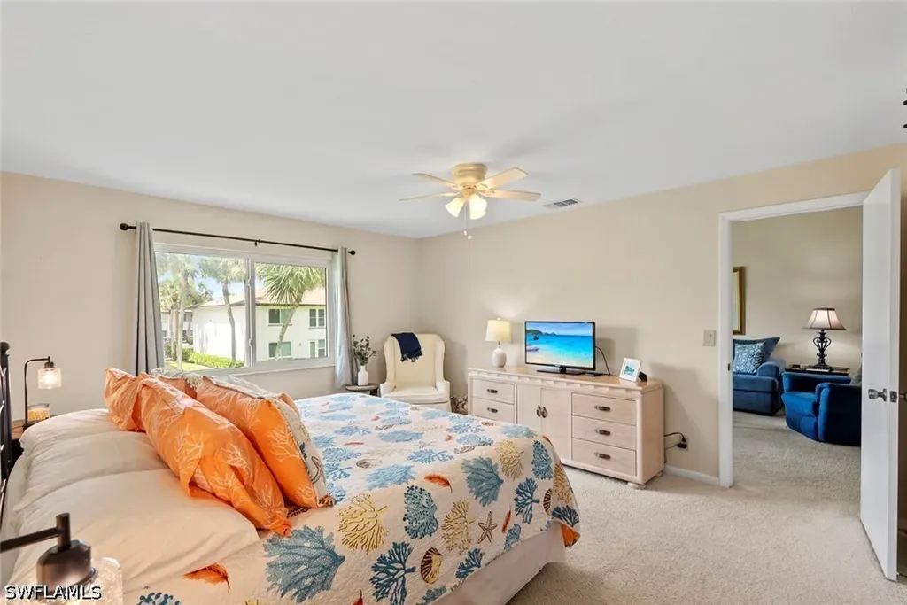 3532 Antarctic Circle Naples FL 34112