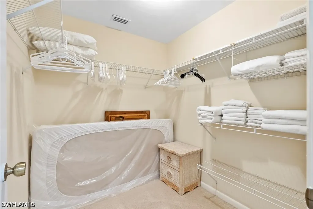 3532 Antarctic Circle Naples FL 34112