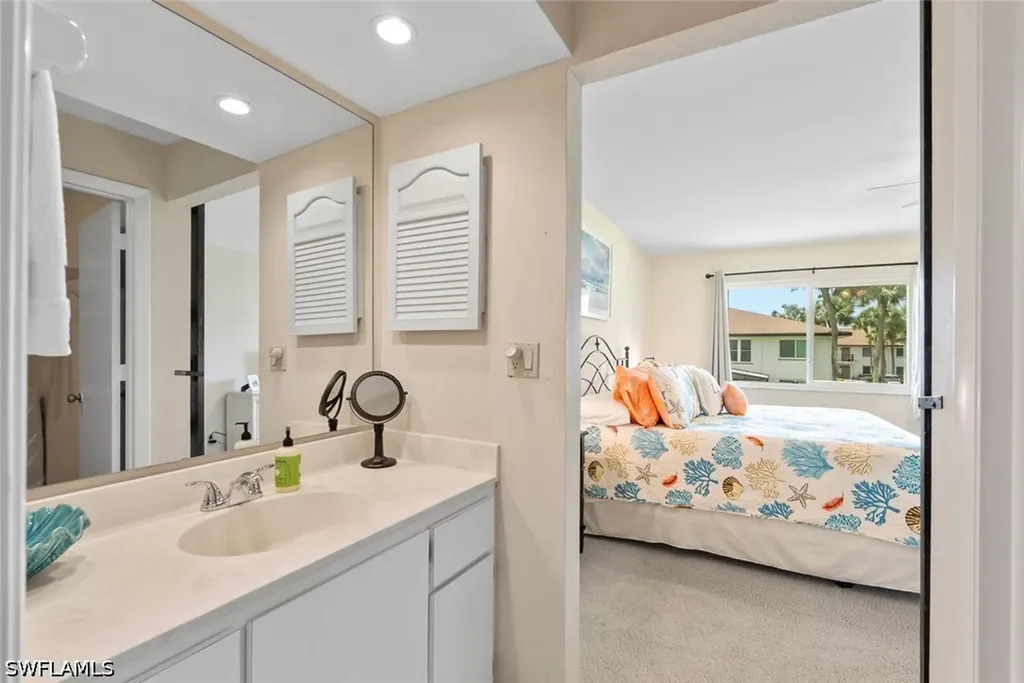 3532 Antarctic Circle Naples FL 34112