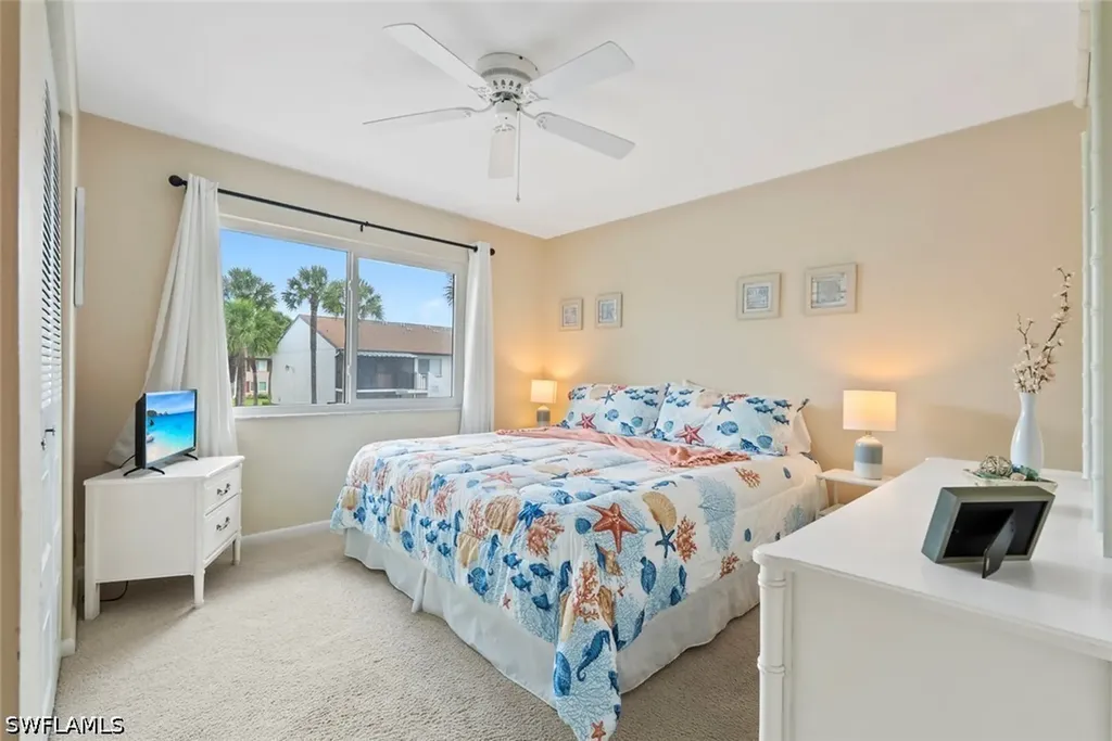 3532 Antarctic Circle Naples FL 34112