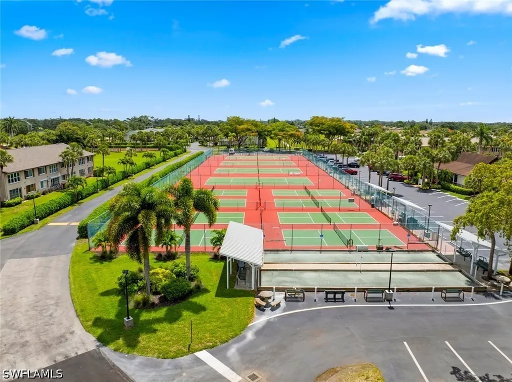 3532 Antarctic Circle Naples FL 34112