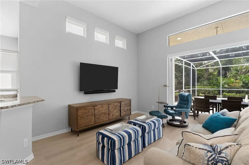 1717 Winding Oaks Way Naples FL 34109