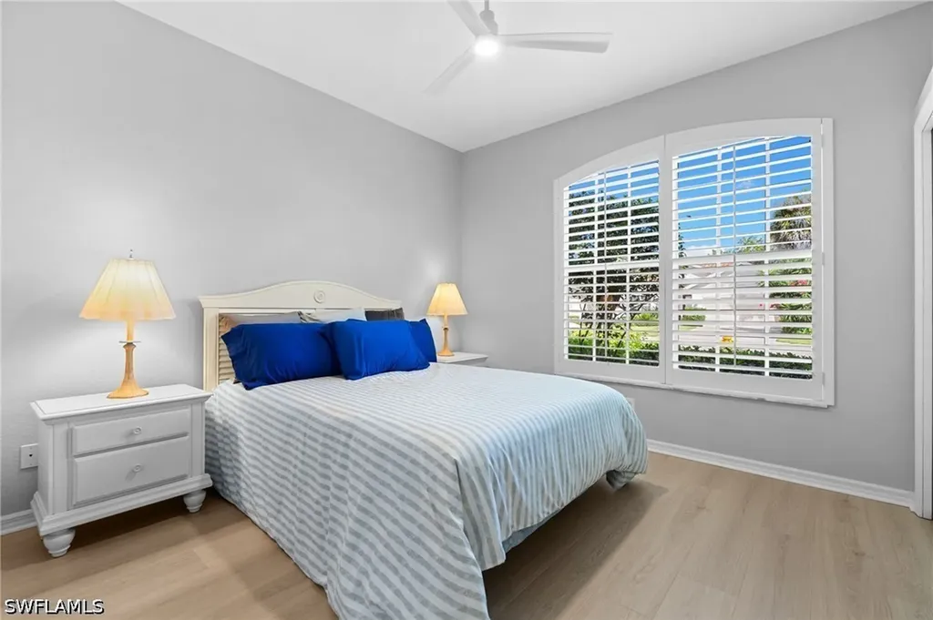 1717 Winding Oaks Way Naples FL 34109