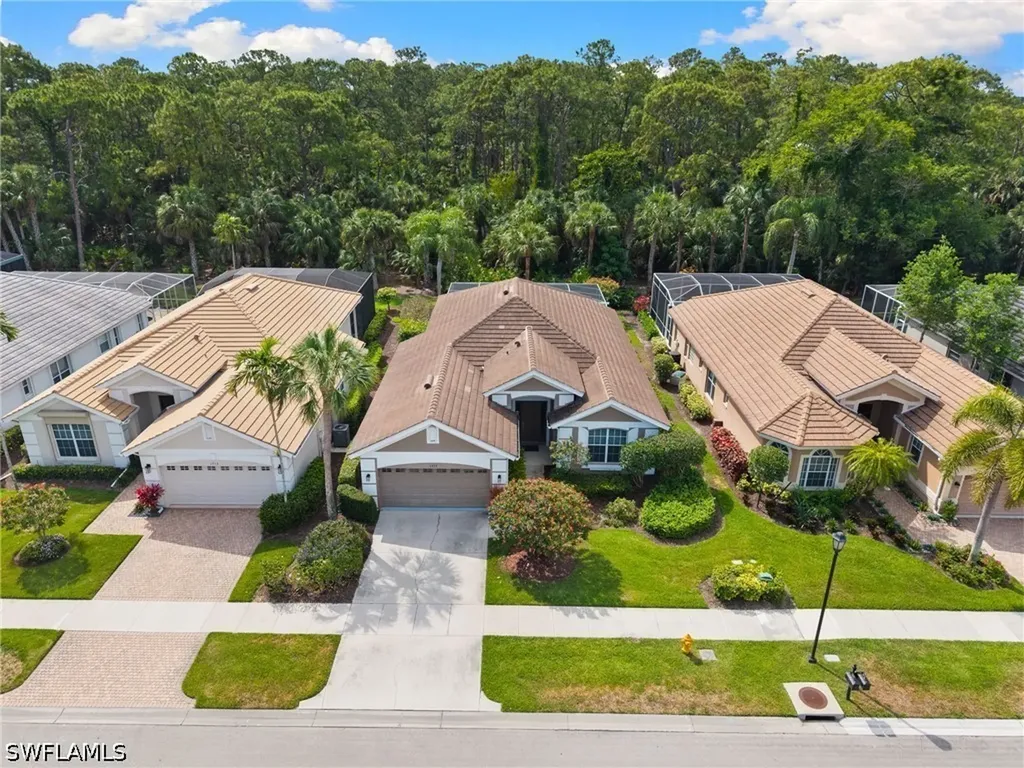 1717 Winding Oaks Way Naples FL 34109