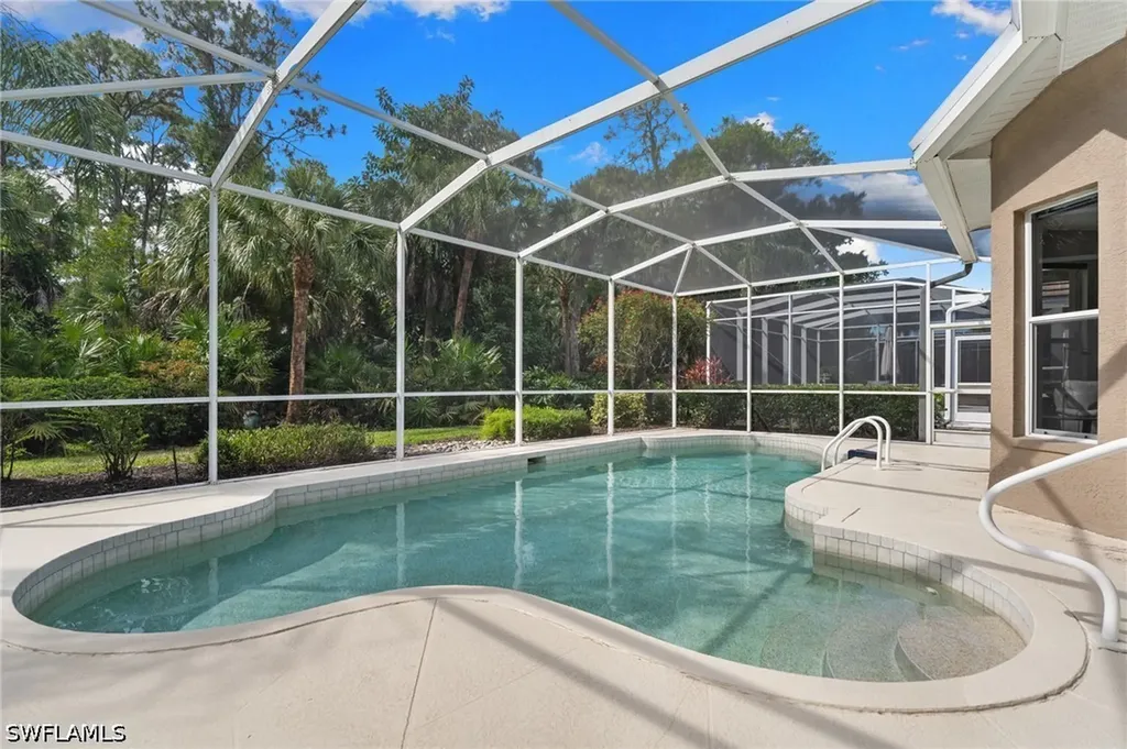 1717 Winding Oaks Way Naples FL 34109