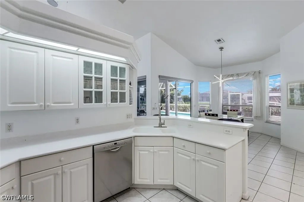 3712 SE 17th Place Cape Coral FL 33904