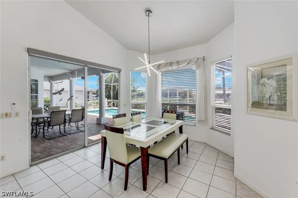 3712 SE 17th Place Cape Coral FL 33904