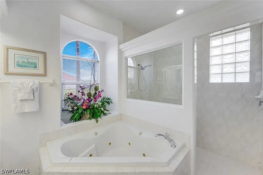3712 SE 17th Place Cape Coral FL 33904
