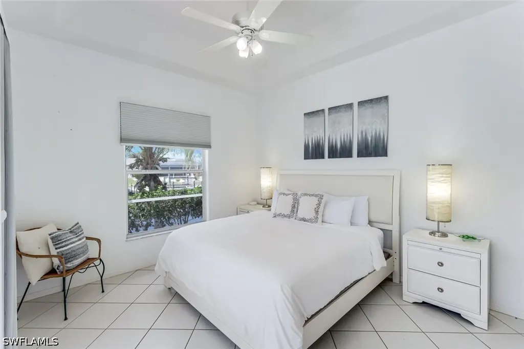 3712 SE 17th Place Cape Coral FL 33904