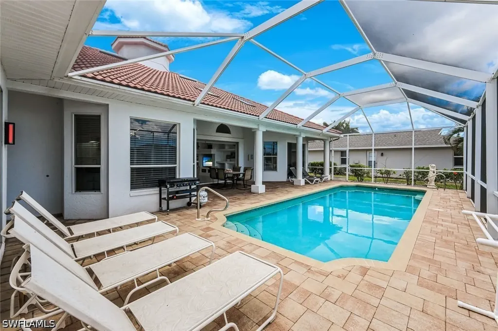 3712 SE 17th Place Cape Coral FL 33904