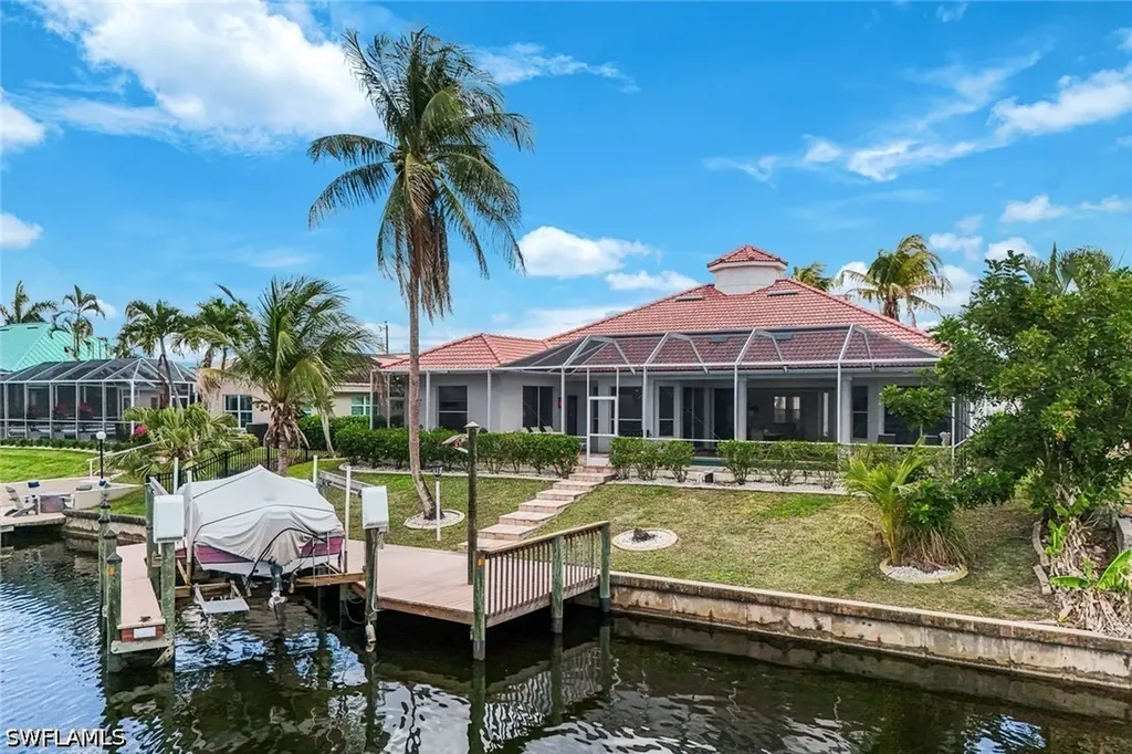 3712 SE 17th Place Cape Coral FL 33904