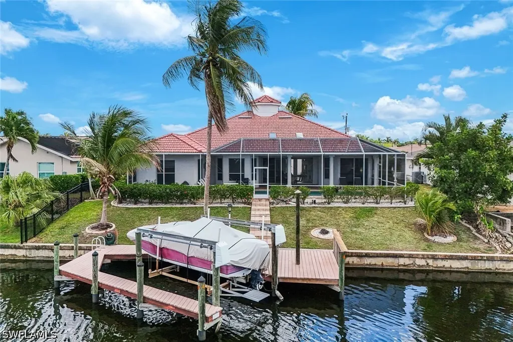 3712 SE 17th Place Cape Coral FL 33904