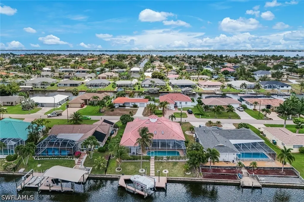 3712 SE 17th Place Cape Coral FL 33904