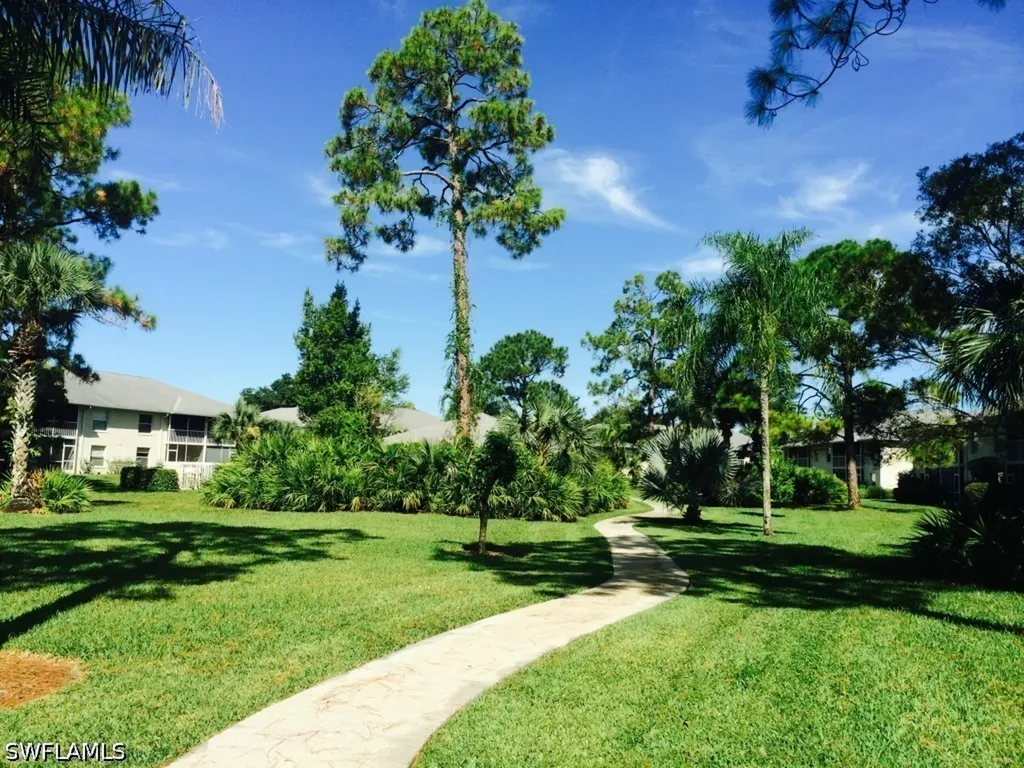 717 Landover Circle Naples FL 34104