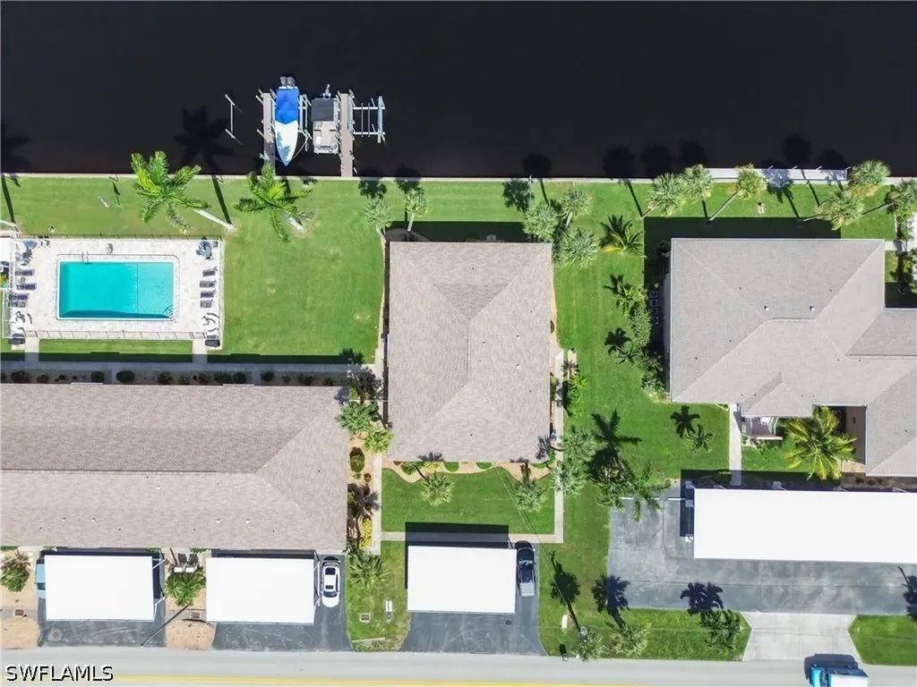 4613 SE 5th Avenue Cape Coral FL 33904