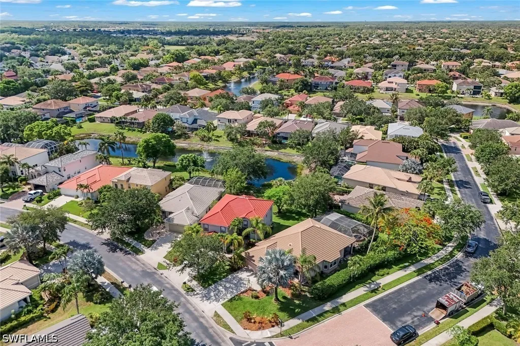 8241 Laurel Lakes Boulevard Naples FL 34119