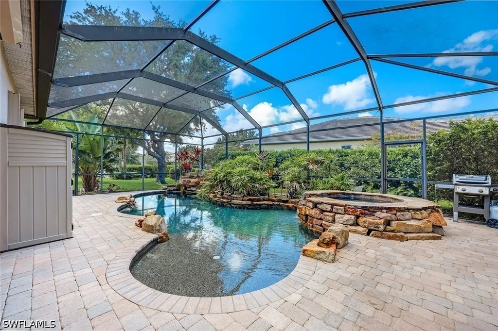 8241 Laurel Lakes Boulevard Naples FL 34119