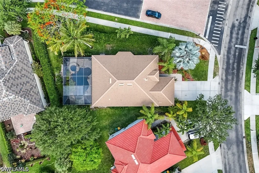 8241 Laurel Lakes Boulevard Naples FL 34119