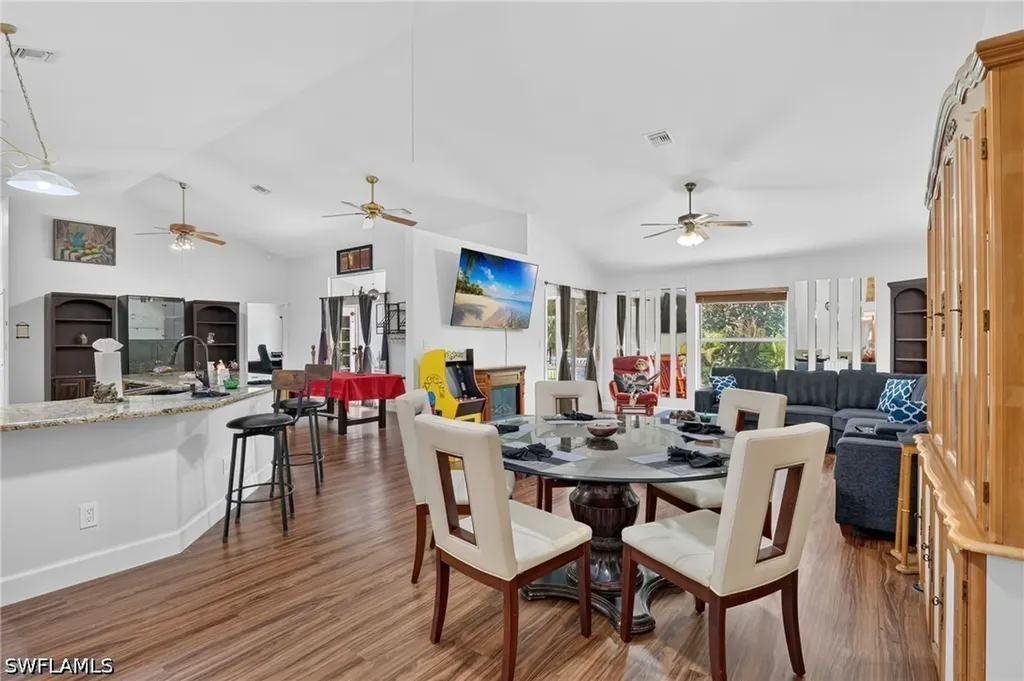 2581 4th Avenue NE Naples FL 34120