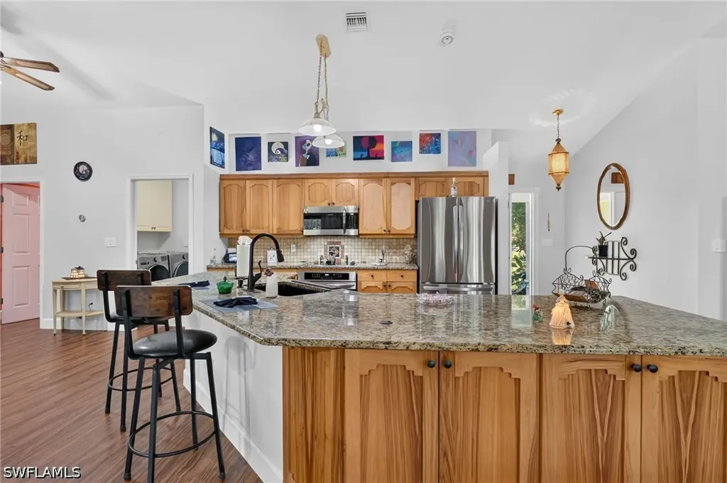 2581 4th Avenue NE Naples FL 34120