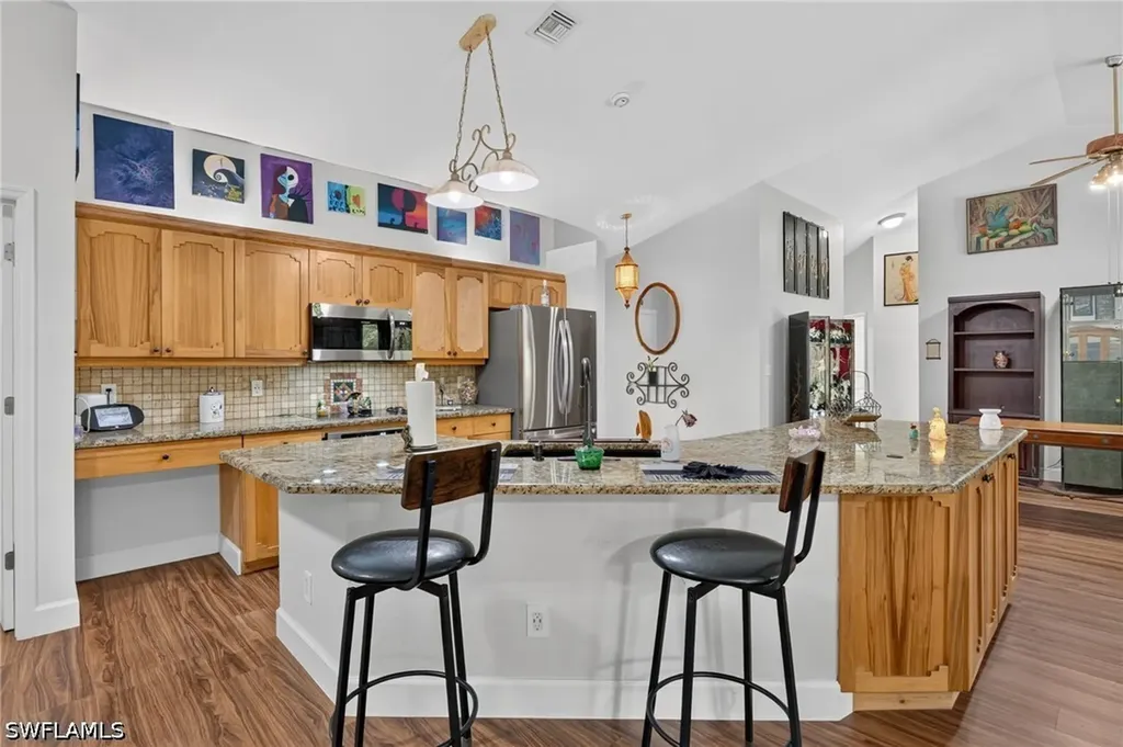 2581 4th Avenue NE Naples FL 34120