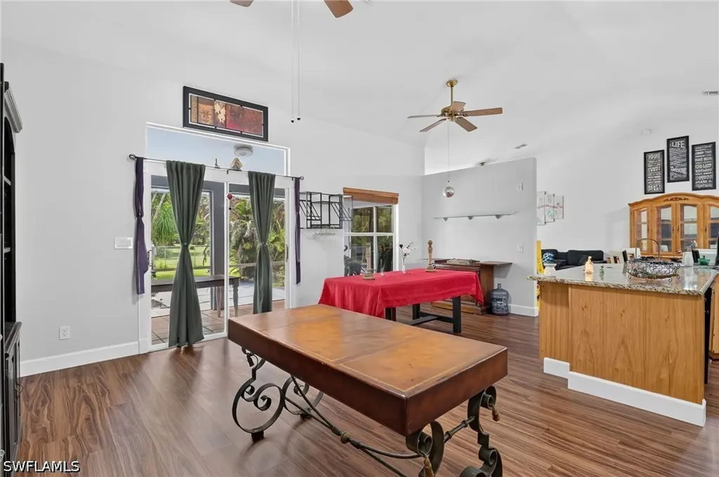 2581 4th Avenue NE Naples FL 34120